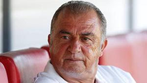 Son Dakika: Türkiye - İtalya maçında Fatih Terim ve Mircea Lucescu sürprizi