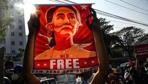 Myanmarda ordunun darbe karşıtlarına silahlı müdahalesinde ölenlerin sayısı 860a çıktı