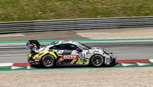 Ayhancan Güvenden Avusturyada çifte podyum