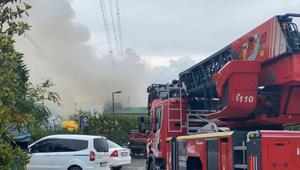 Son Dakika: Çekmeköyde plastik fabrikasında yangın