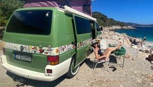 Şevval Sam, Prenses’le tatilde