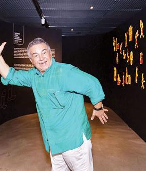 ‘Karagöz hâlâ yaşıyor’