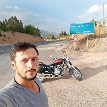 Bu da cinayet Sokağa çıkma yasağında ehliyetsiz dehşeti