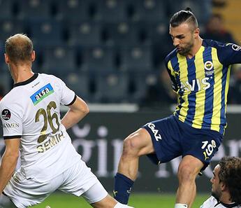 Serdar Dursun 2 maçta 3 gol attı hiçbiri sayılmadı