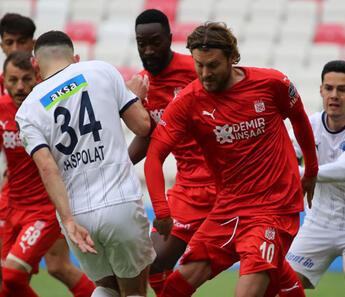 Sivasspor 1-3 Kasımpaşa (Maçın özeti)