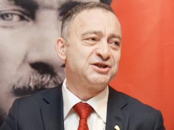 Ali Babacan’ın ömrü sanki Alman Yeşiller Partisi’nde geçmiş gibi