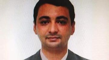 Uzman çavuş Serkan Depremin babaevine ateş düştü