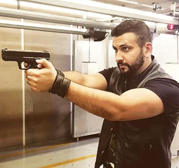 Silahla poz verenlerden korkmalı mıyız korkmamalı mıyız