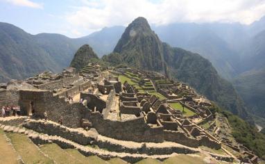 2- MACHU PİCCHU