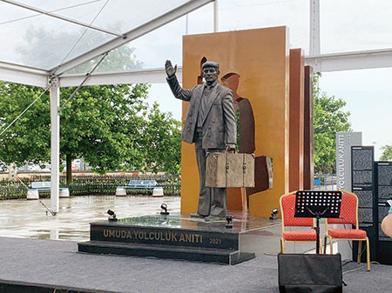 Silahla poz verenlerden korkmalı mıyız korkmamalı mıyız