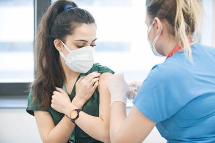 Silahlı külahlı fotoğraflara dur demenin vakti geldi