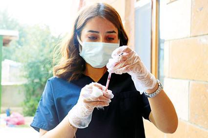 Sağlık Bakanı Hürriyete açıkladı... Aşı olmayana sinemada, tiyatroda yolculukta PCR testi