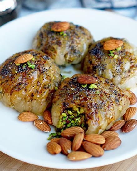 Kuzu gömleğinde pilav sanatı