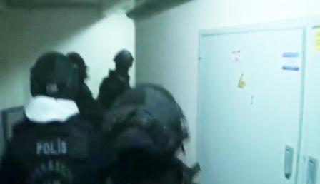 İşte Sancaktepe'de hücre evine düzenlenen operasyon İşte Sancaktepe'de hücre evine düzenlenen operasyon