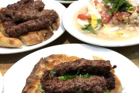 Sadece Antalya’da yiyebileceğiniz lezzetler: Şiş köfte ve tahinli piyaz