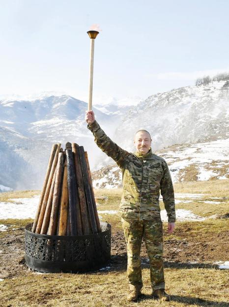 Aliyev, Nevruz ateşini Karabağ’da yaktı