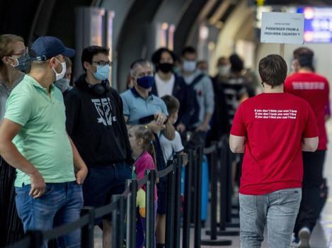 Avrupa'da maske yasağına uymayana büyük ceza!