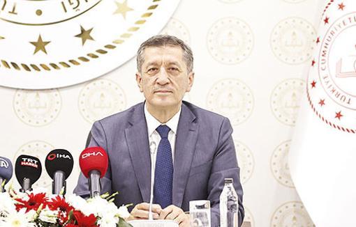 Gazetecilere saldırıları kınıyorum ama ayrımsız