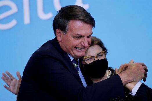 Brezilya Devlet Başkanı Bolsonaro mahkeme kararıyla maske takacak