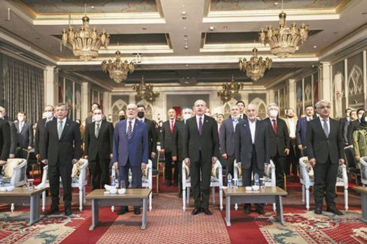 Etikçibaşı beni fena yakalamış