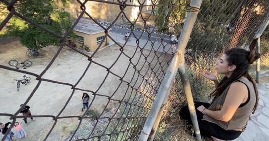 Kıbrıs'ta geçişler kapanınca sınırdaki parka akın yaşandı