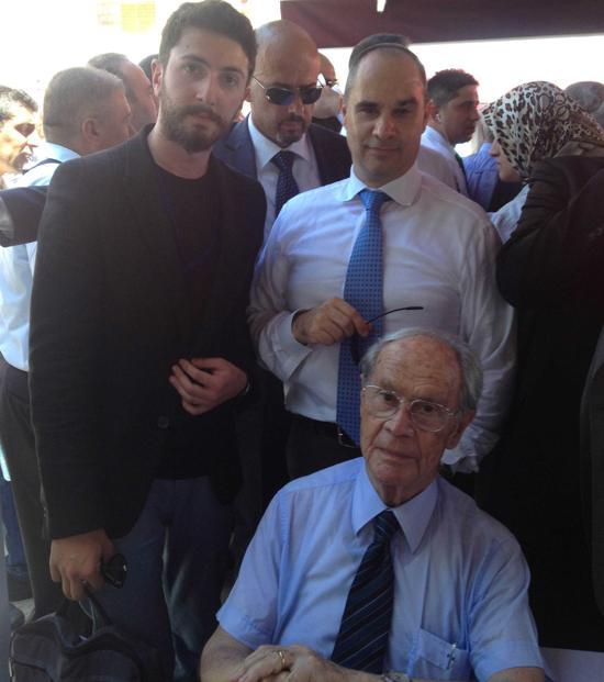 eti nin babasi firuz kanatli vefat etti firuz kanatli kimdir