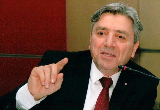 Su yönetimi popülist politikaları kaldırmaz