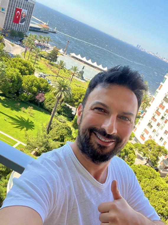 Как сейчас выглядит таркан фото SON DAKİKA HABERİ: Tarkan'ın İzmir konseri yapılacak mı? Konser alanındaki sahne