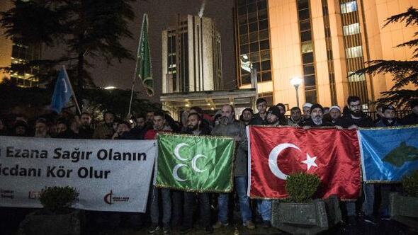 istanbul haberleri israil konsoloslugu onunde ezan protestosu yerel haberler