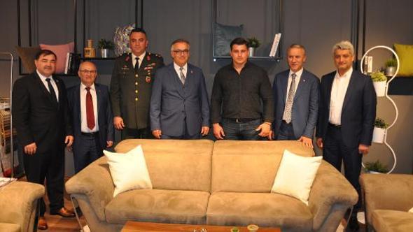 Sampiyon Mobilya Dekarsyon Furniture Store Bayrakli Facebook 623 Photos