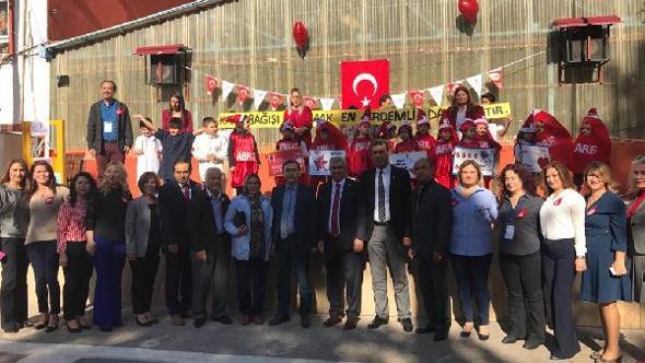 Adana Haberleri - Vakıfbank öğretmen ve velileri kan ...
