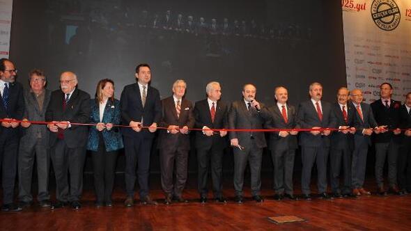 Bakan Varank, Vehbi Koç Kongre Merkezinin açılışını yaptı