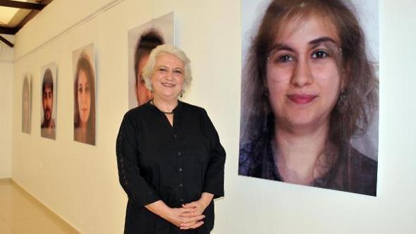 Yüzler sergisi açıldı