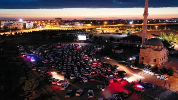 Aksaray’da otomobille açık hava sineması etkinliği