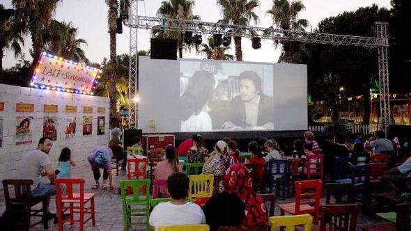 Antalya Haberleri - Kepez'de açık havada nostaljik sinema ...