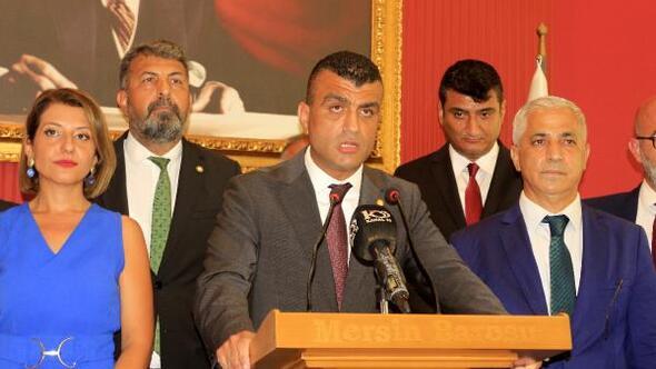 Mersin Barosu Başkanı Gazi Özdemir mazbatasını aldı