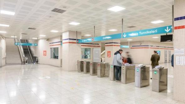 İzmirde metro istasyonlarında ücretsiz internet dönemi başladı