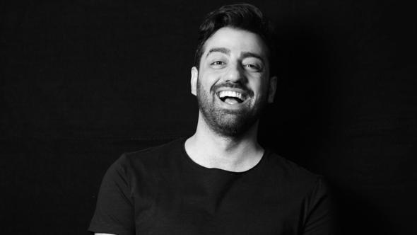İzmirli sanatçıya Azerbaycan’da büyük onur