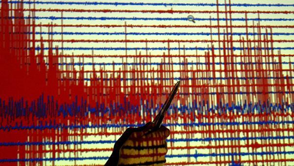 Son dakika... Yunanistan'da 4 büyüklüğünde deprem
