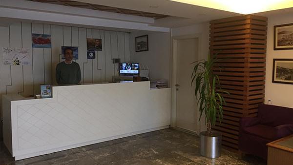 Adalar’da ruam sessizliği; otel rezervasyonlarını iptal edenler oldu, esnafın satışları düştü Adalar’da ruam sessizliği; otel rezervasyonlarını iptal edenler oldu, esnafın satışları düştü