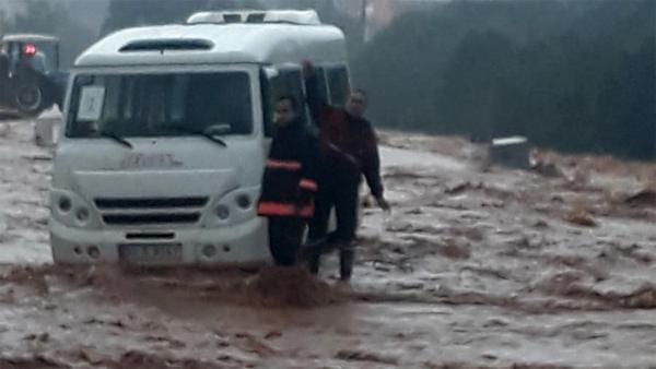 mersin de siddetli yagis ve firtina su taskinlarina neden oldu son dakika haberler mersin de siddetli yagis ve firtina su taskinlarina neden oldu son dakika haberler