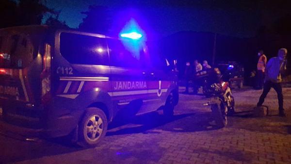 Zonguldak'ta yeğen dehşeti! Amcasını başından vurdu Zonguldak'ta yeğen dehşeti! Amcasını başından vurdu