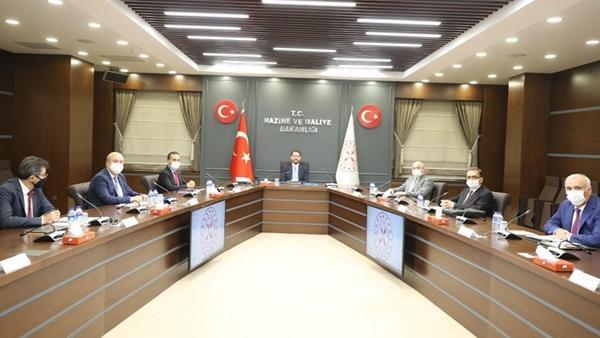 Hazine ve Maliye Bakanı Berat Albayrak'tan FİKKO toplantısı sonrası paylaşım Hazine ve Maliye Bakanı Berat Albayrak'tan FİKKO toplantısı sonrası paylaşım