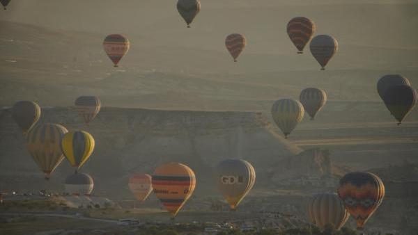 Sıcak hava balonu uçuşlarına 'koronavirüs' genelgesi