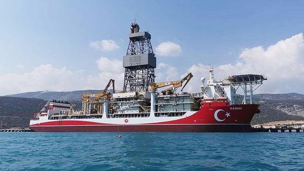 Kanuni sondaj gemisi Zonguldak açıklarında Kanuni sondaj gemisi Zonguldak açıklarında