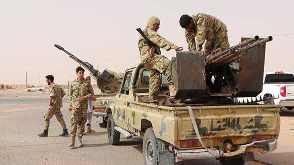 Libya ordusu: Hafter güçleri Sirte, Cufra ve güney bölgesine askeri yığınak yapıyor Libya ordusu: Hafter güçleri Sirte, Cufra ve güney bölgesine askeri yığınak yapıyor