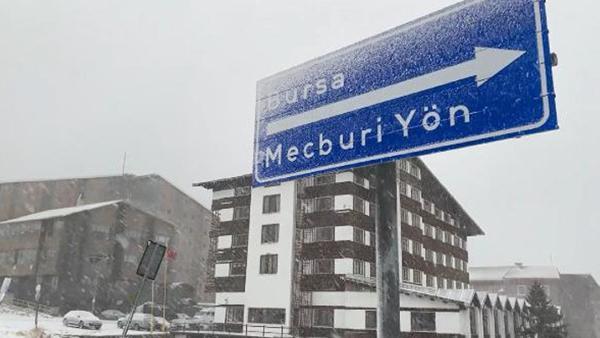 Yılbaşı öncesinde Uludağ'da yoğun kar yağışı!