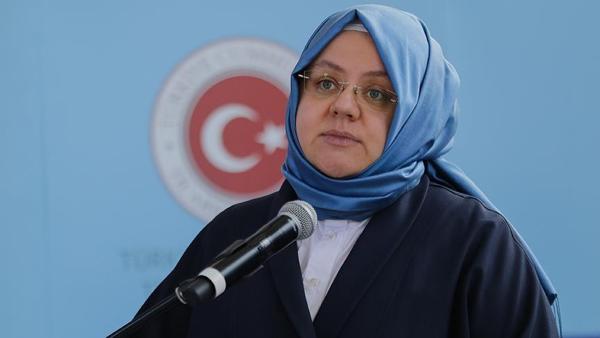 Bakan Selçuk, kadınlarla ilgili projelere verilen destekleri açıkladı
