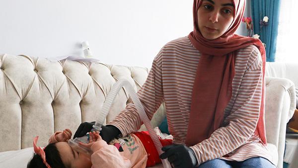 SMA hastası Berinay'ın umudu gen tedavisinde SMA hastası Berinay'ın umudu gen tedavisinde