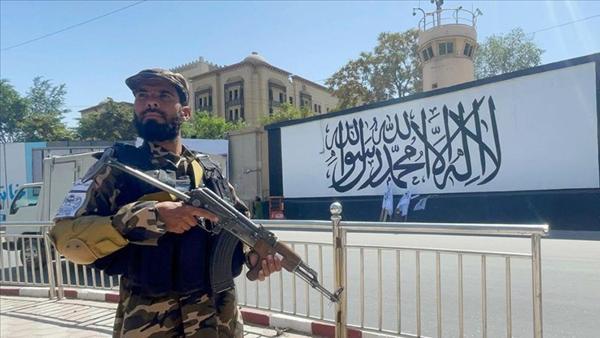 Pakistan, kapsayıcı Afgan hükümeti için Taliban ile diyalog başlattı